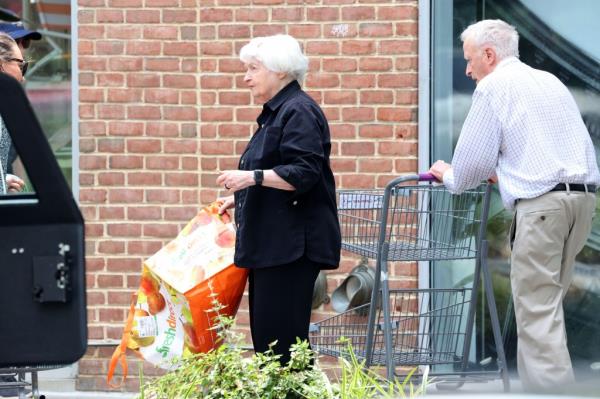 Yellen denied havin<em></em>g "sticker shock" at the store.